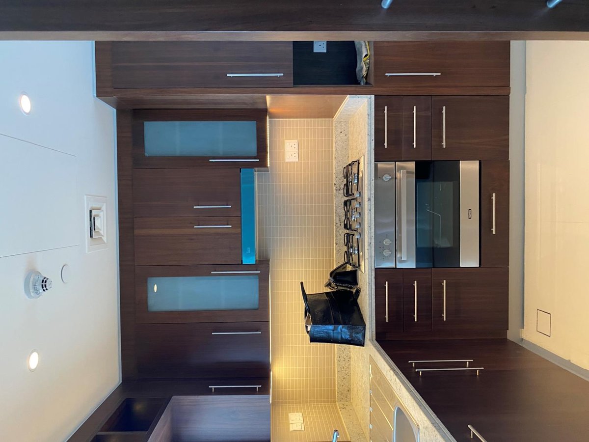 Kitchen before renovation
