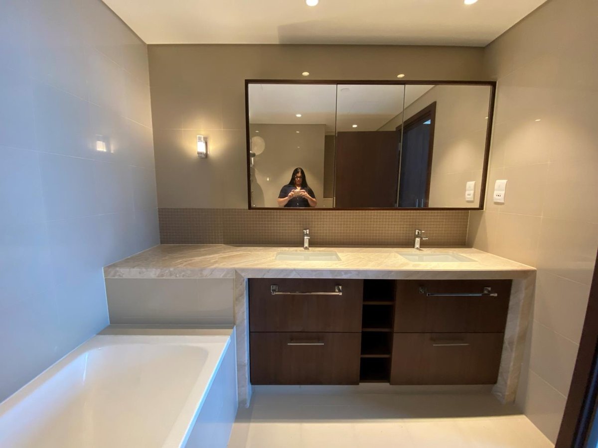 Master Bathroom before renovation